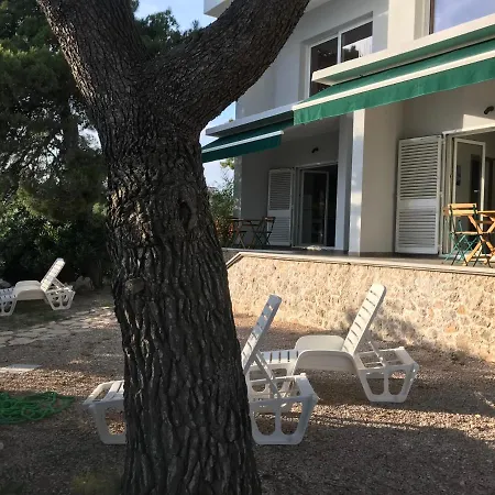 Mare Apartment *