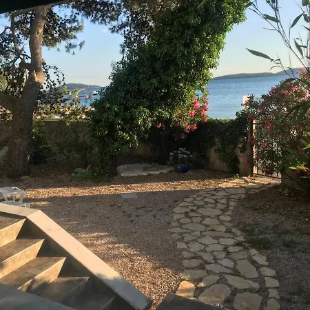 Mare Apartment *